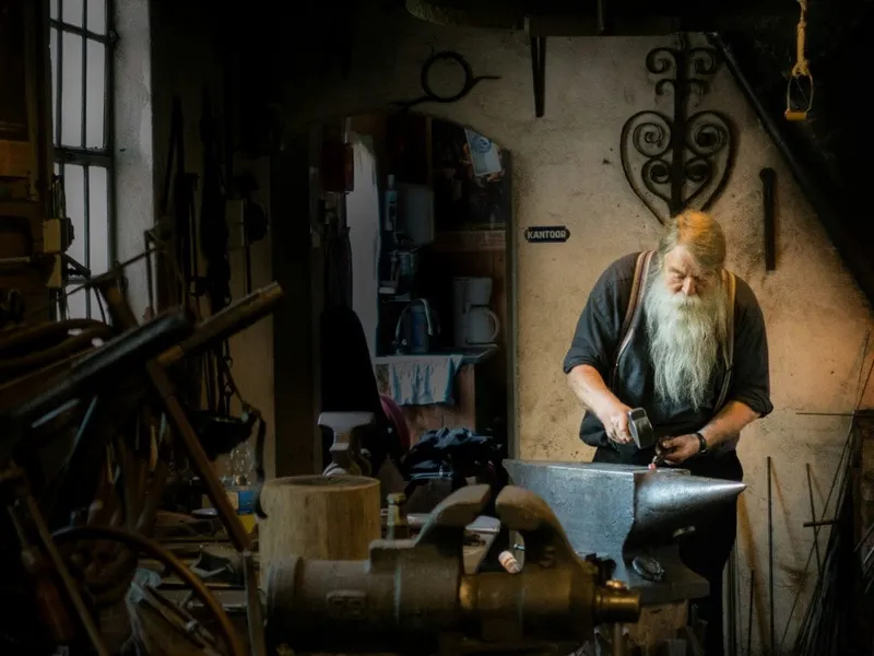 Artisans & Craftspeople